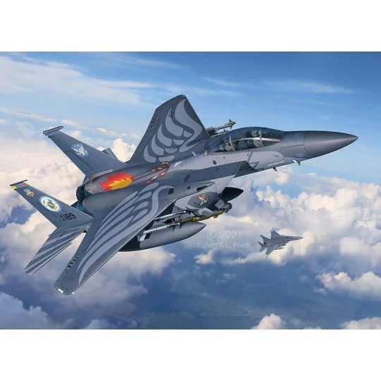 F-15E Strike Eagle, 1/72 - Revell 3841 F-15E Strike Eagle, 1/72 - Revell 3841
