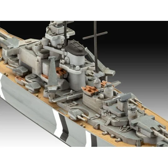 The Legendary Bismarck, 1/700 - Revell 05637 The Legendary Bismarck, 1/700 - Revell 05637