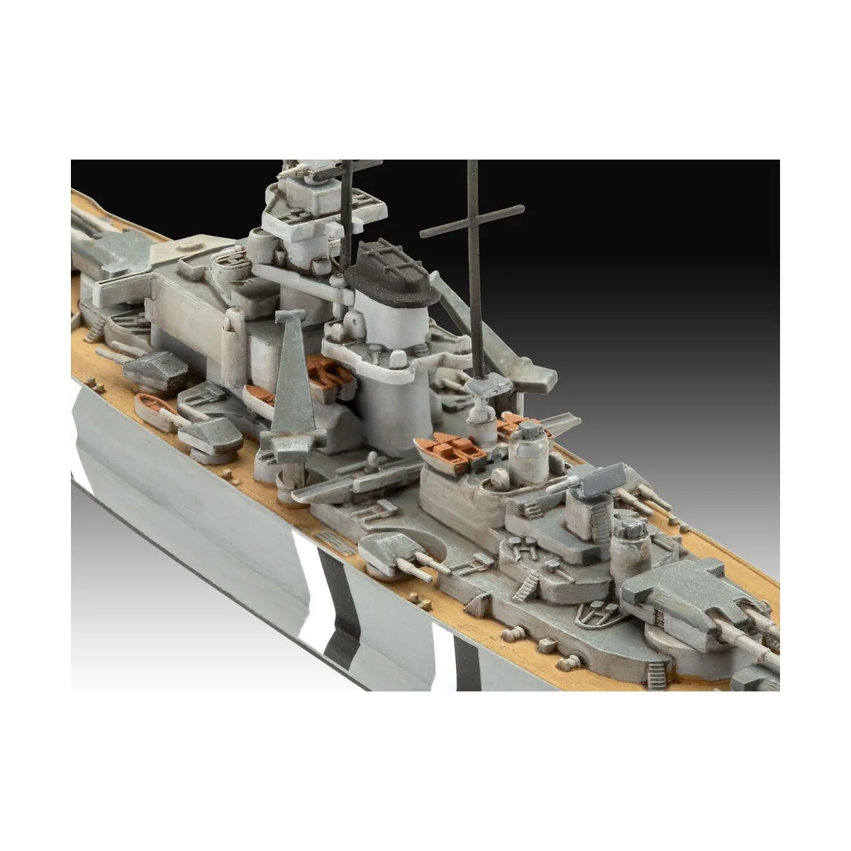 The Legendary Bismarck, 1/700 - Revell 05637 The Legendary Bismarck, 1/700 - Revell 05637