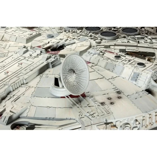 Millennium Falcon, 1/72 - Revell 06718 Millennium Falcon, 1/72 - Revell 06718