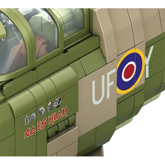 Iron Maiden Spitfire MK.II Aces High - Brick System, 1/18 - Revell ...