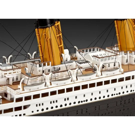 Geschenkset "100 Jahre Titanic, 1/400 - Revell 05715