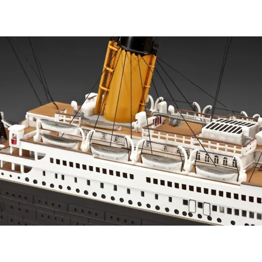 Geschenkset "100 Jahre Titanic, 1/400 - Revell 05715