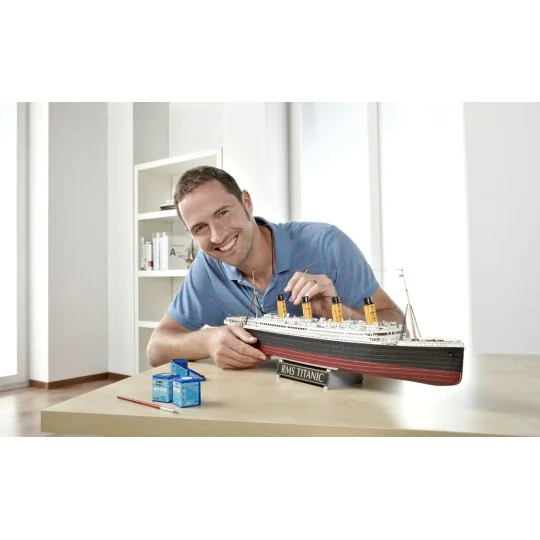 Geschenkset "100 Jahre Titanic, 1/400 - Revell 05715