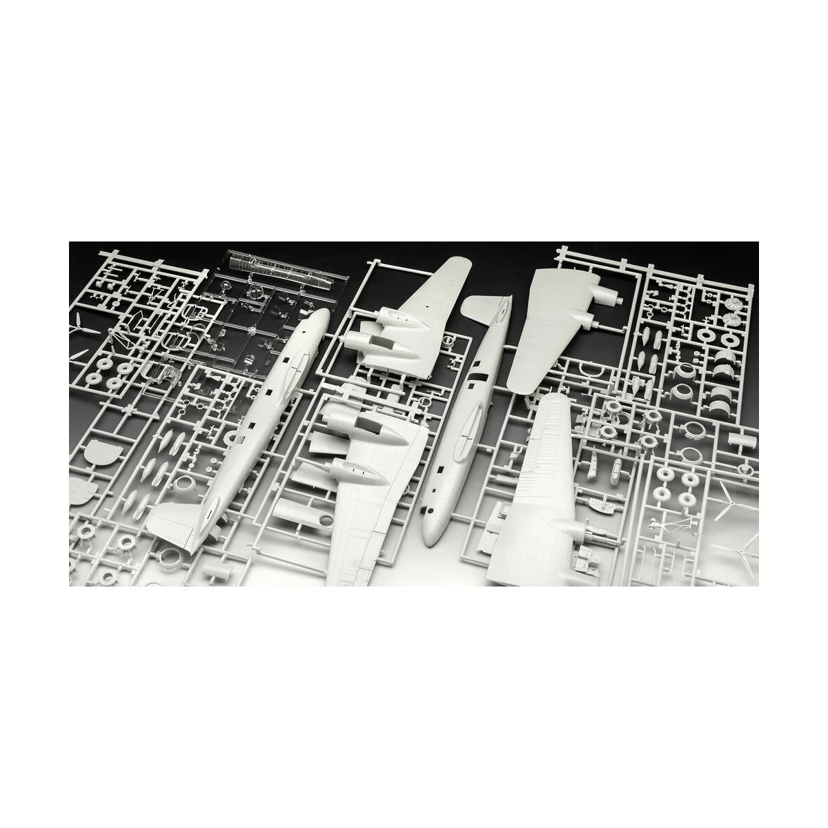 Focke-Wulf Fw 200 C-5/C-8 Condor, 1/72 - Revell 03777 Focke-Wulf Fw 200 C-5/C-8 Condor, 1/72 - Revell 03777