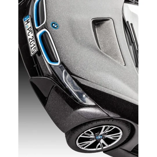 BMW i8, 1/24 - Revell 07008