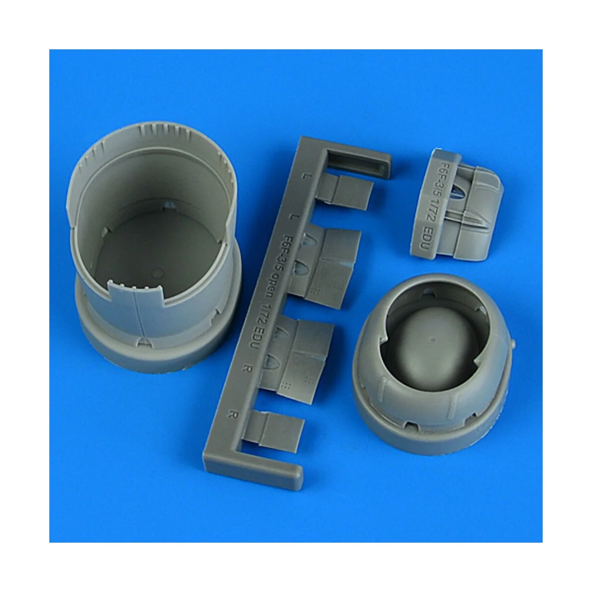 F6F-5 Hellcat cowling and cooling flaps for Eduard, 1/72 - Quickboo... F6F-5 Hellcat cowling and cooling flaps for Eduard, 1/72 - Quickboo...