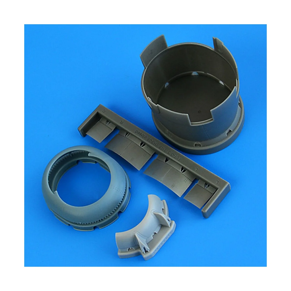F6F-3 Hellcat cowling early - closed flaps for Hasegawa, 1/48 - Qui... F6F-3 Hellcat cowling early - closed flaps for Hasegawa, 1/48 - Qui...