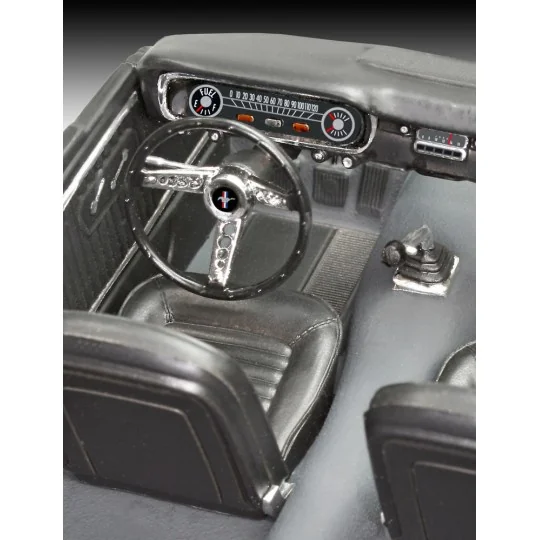 1965 Ford Mustang 2+2 Fastback, 1/24 - Revell 07065