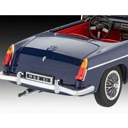 MGB Roadster - 75 Years Plastic Modelling, 1/32 - Revell 07753 MGB Roadster - 75 Years Plastic Modelling, 1/32 - Revell 07753