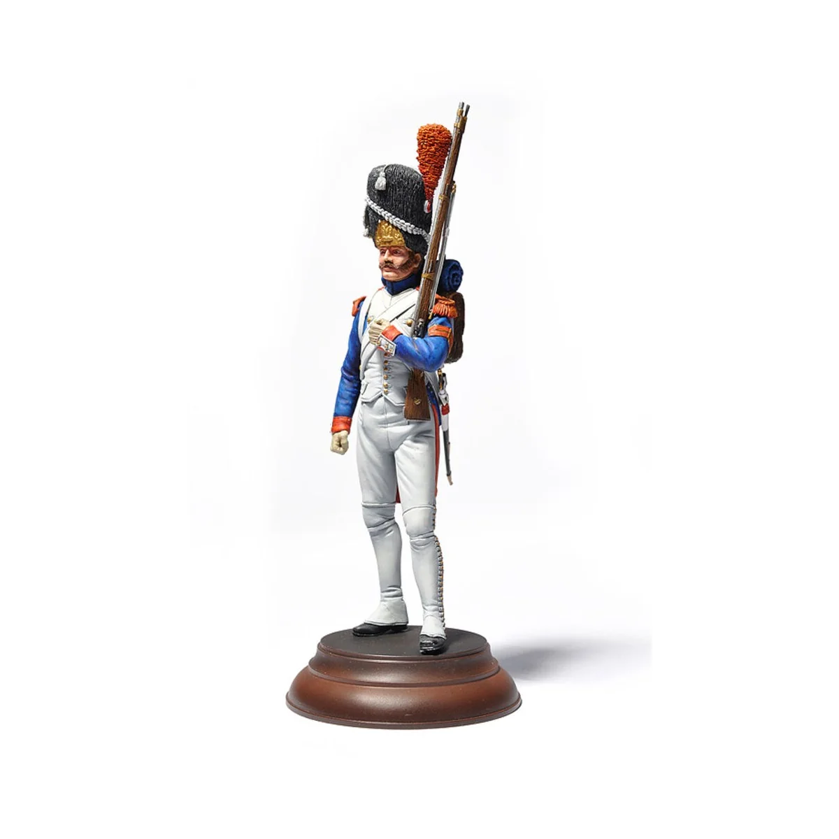 Imperial Guard French Grenadier. Napoleonic Wars, 1/16 - MiniArt 16017 Imperial Guard French Grenadier. Napoleonic Wars, 1/16 - MiniArt 16017