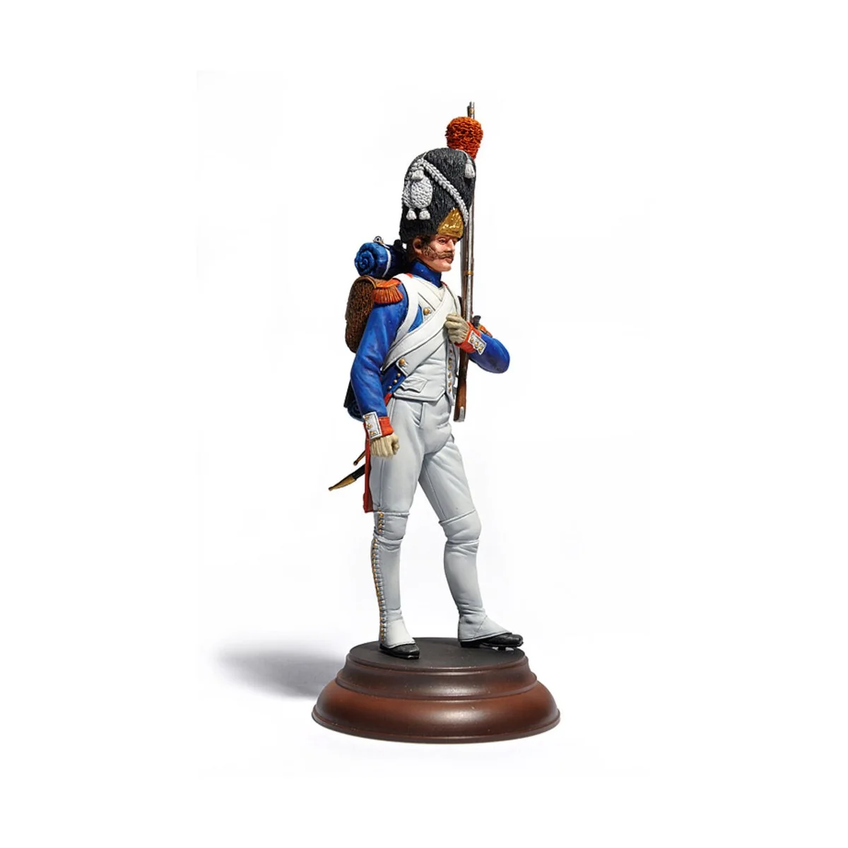 Imperial Guard French Grenadier. Napoleonic Wars, 1/16 - MiniArt 16017 Imperial Guard French Grenadier. Napoleonic Wars, 1/16 - MiniArt 16017