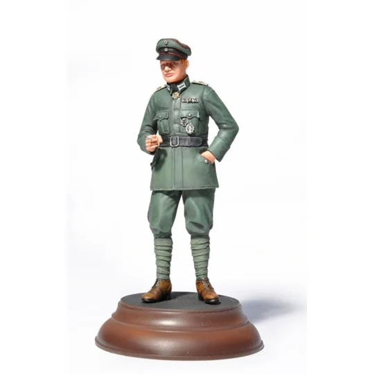 Ernst Udet. WW1 Flying Ace, 1/16 - MiniArt 16030 Ernst Udet. WW1 Flying Ace, 1/16 - MiniArt 16030