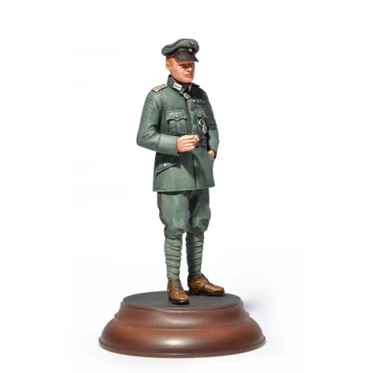Ernst Udet. WW1 Flying Ace, 1/16 - MiniArt 16030 Ernst Udet. WW1 Flying Ace, 1/16 - MiniArt 16030