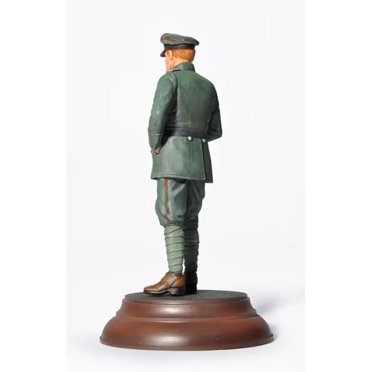 Ernst Udet. WW1 Flying Ace, 1/16 - MiniArt 16030 Ernst Udet. WW1 Flying Ace, 1/16 - MiniArt 16030