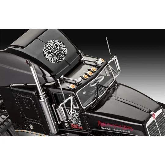 Tour Truck Iron Maiden (50th Anniversary) - Revell 07740