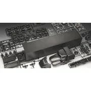 Tour Truck Iron Maiden (50th Anniversary) - Revell 07740