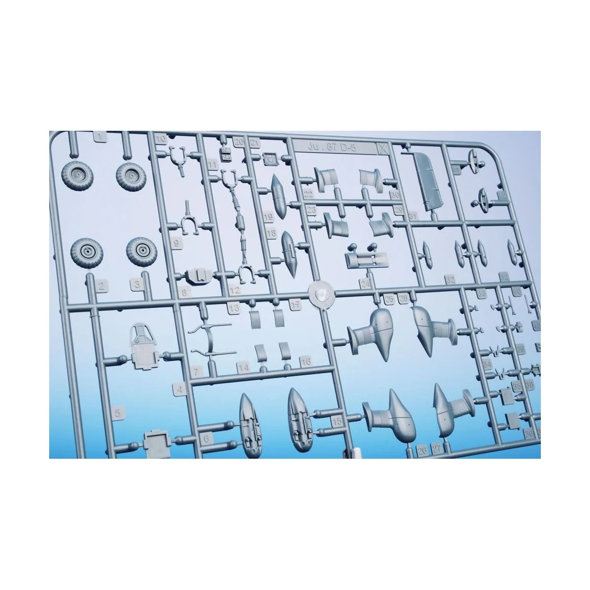 Junkers Ju 87D-1/3 'Combat & Captured', 1/72 - Special Hobby 100-SH... Junkers Ju 87D-1/3 'Combat & Captured', 1/72 - Special Hobby 100-SH...