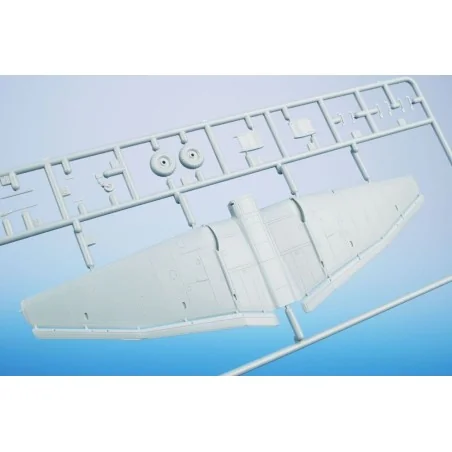 Junkers Ju 87D-1/3 'Combat & Captured', 1/72 - Special Hobby 100-SH...