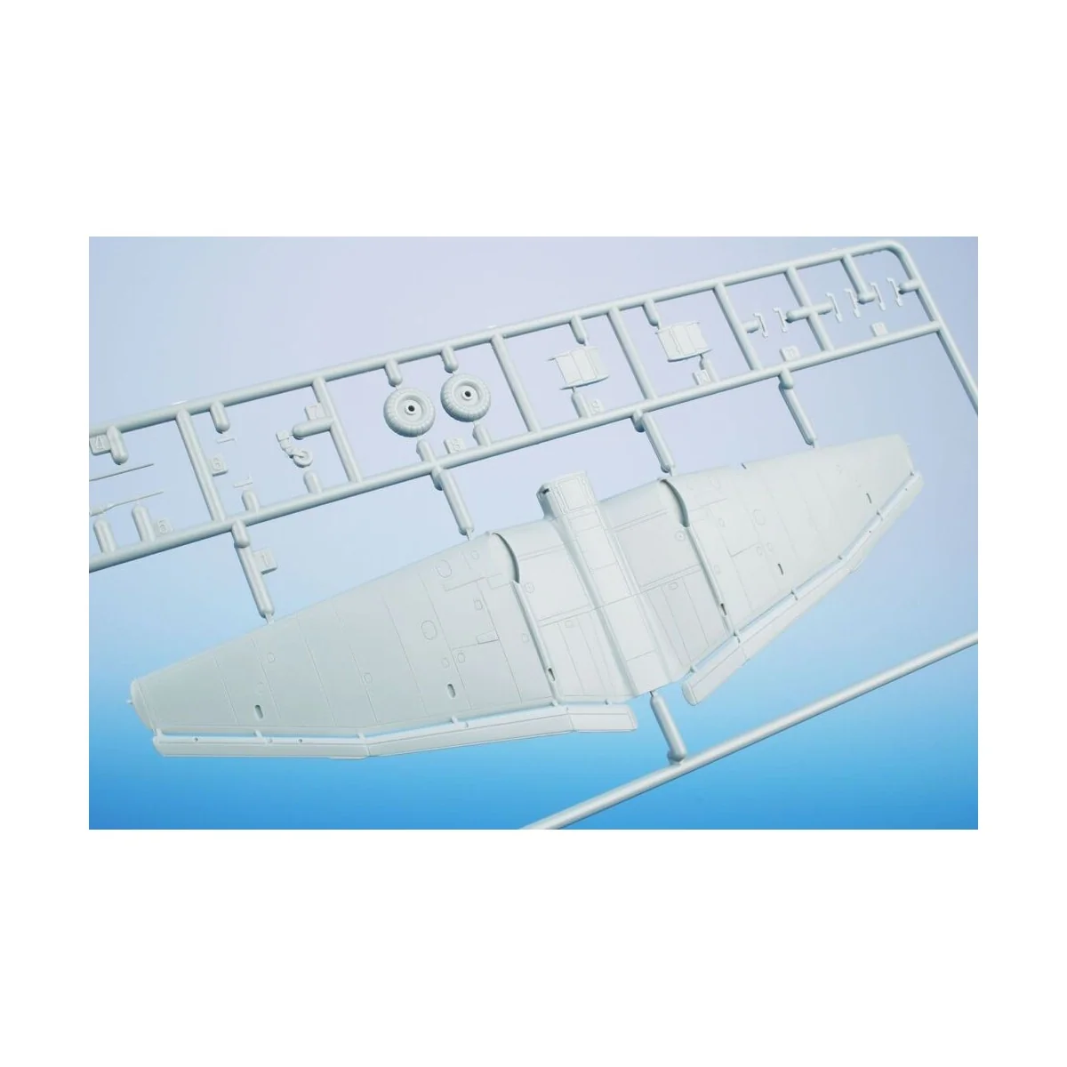 Junkers Ju 87D-1/3 'Combat & Captured', 1/72 - Special Hobby 100-SH... Junkers Ju 87D-1/3 'Combat & Captured', 1/72 - Special Hobby 100-SH...