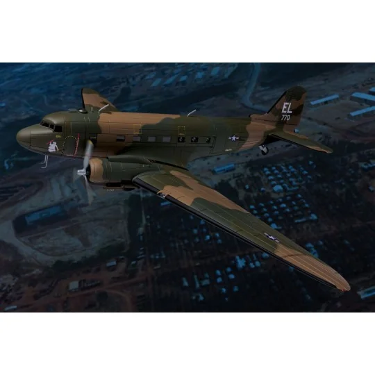 Douglas AC-47 Gunship, 'Spooky 71', Vietnam 1969, 1/72 - Corgi AA38... Douglas AC-47 Gunship, 'Spooky 71', Vietnam 1969, 1/72 - Corgi AA38...