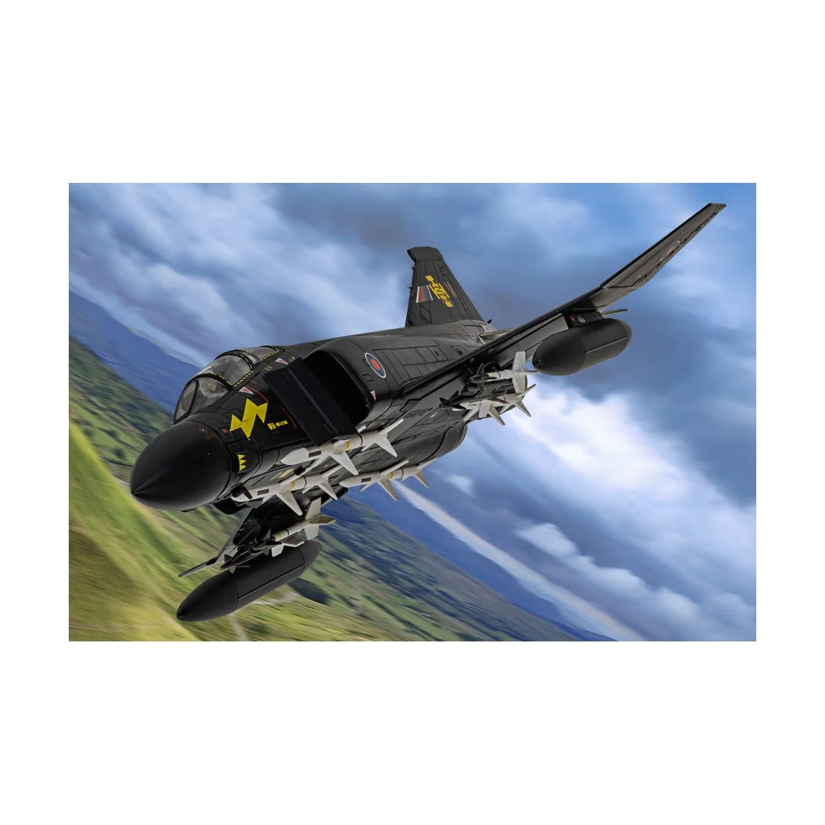 McDonnell Douglas Phantom II FG.1, XV582 'Black Mike', 1/48 - Corgi... McDonnell Douglas Phantom II FG.1, XV582 'Black Mike', 1/48 - Corgi...