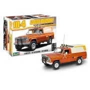 Jeep J-10 pickup with camper - Revell 14568