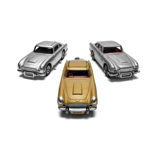 James Bond Aston Martin DB5 Classic Collector Set (CORGI 70th Anniv... James Bond Aston Martin DB5 Classic Collector Set (CORGI 70th Anniv...