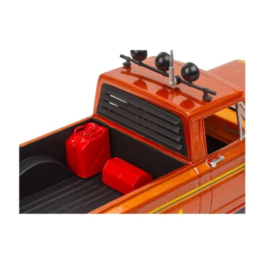 Jeep J-10 pickup with camper, 1/24 - Revell 14568