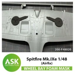 Spitfire Mk.IXe FOAM flexibel wheel bay mask for Airfix, 1/48 - Art...