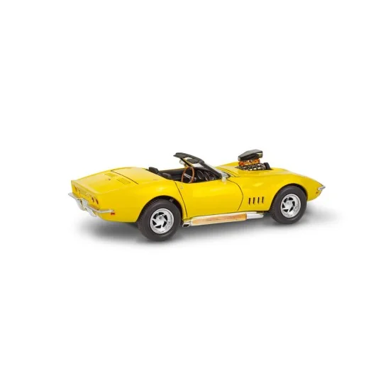 '68 Corvette L-88 Roadster, 1/25 - Revell 14572 '68 Corvette L-88 Roadster, 1/25 - Revell 14572