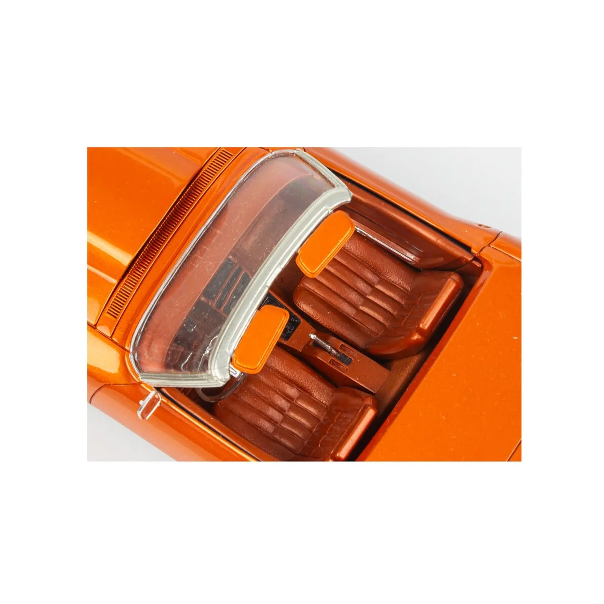 '68 Corvette L-88 Roadster, 1/25 - Revell 14572 '68 Corvette L-88 Roadster, 1/25 - Revell 14572