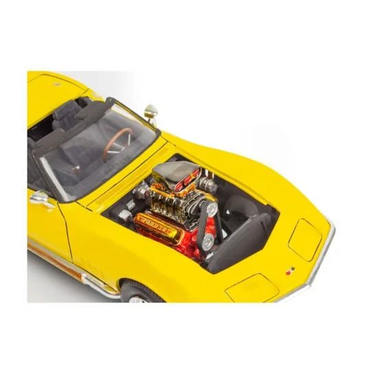 '68 Corvette L-88 Roadster, 1/25 - Revell 14572 '68 Corvette L-88 Roadster, 1/25 - Revell 14572