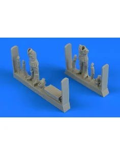 WWII German Soldiers with ammunition box, 1/48 - Aerobonus 480.201 2