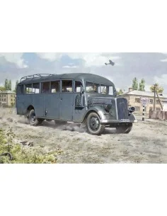 Opel Blitz Bus 3.6-47 type W39 Ludewig, 1/72 - Roden 720