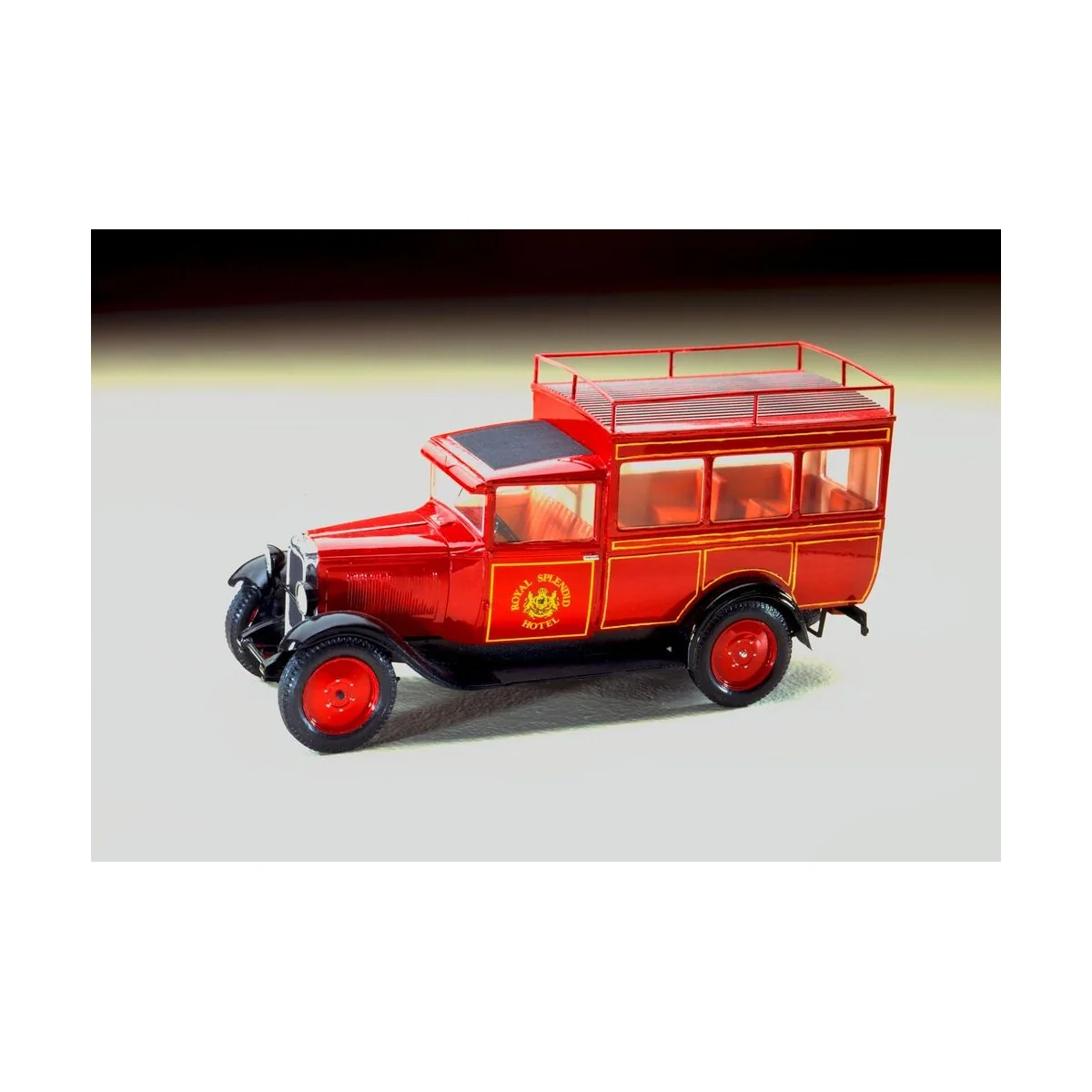 Citroen C4 "Splendid Hotel", 1/24 - Heller 80713 Citroen C4 "Splendid Hotel", 1/24 - Heller 80713