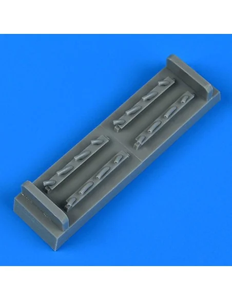Pe-2 exhaust for Zvezda, 1/72 - Quickboost QB72 638