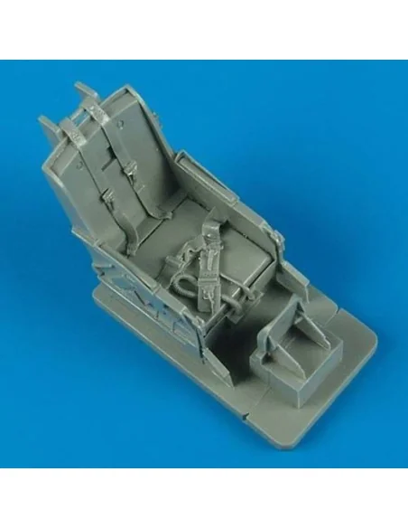 F-86 ejection seat with safety belts, 1/32 - Quickboost QB32 132