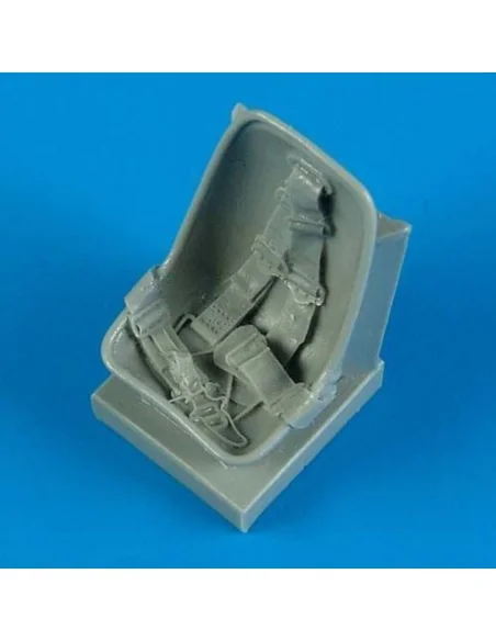 Bf 109E seat with safety belts, 1/32 - Quickboost QB32 133