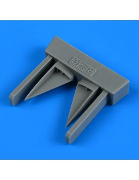 RF-4C Phantom II vercital tail air inlet for REVELL, 1/32 - Quickbo...