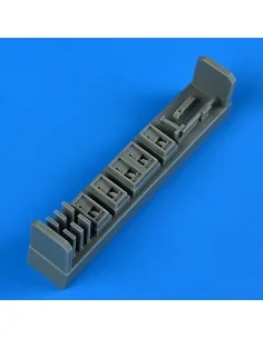 OV-10A/D Bronco steps, 1/32 - Quickboost QB32 300