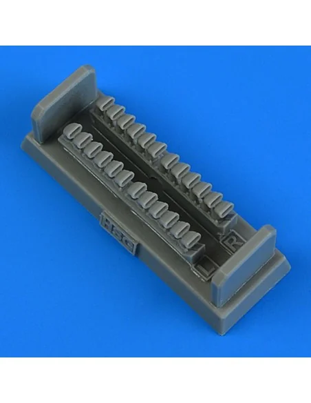 P-39D/P-400 Airacobra exhaust (12 pipes) für HASEGAWA, 1/48 - Quick...