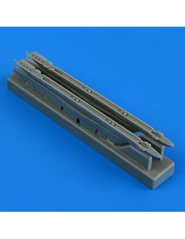 Sepecat Jaguar GR.1/GR.1a upper pylons with adapters, 1/48 - Quickb...