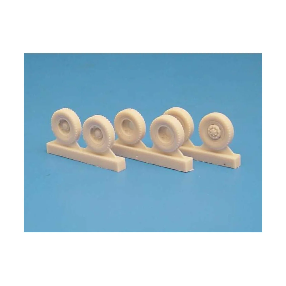 TATRA 111-138 wheels, 1/87 - Hauler HLR87086 TATRA 111-138 wheels, 1/87 - Hauler HLR87086