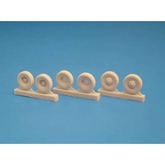 TATRA 148 wheels, 1/87 - Hauler HLR87087