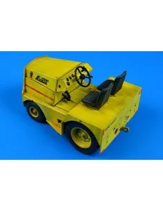 UNITED TRACTOR GC-340/SM340 tow tractor, 1/32 - Aerobonus 320.060