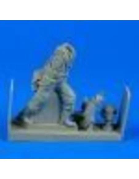 R.A.F. fighter pilot WWII, 1/32 - Aerobonus 320.066