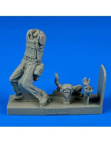 U.S. Marines Pilot WWII-Pacific theatre, 1/32 - Aerobonus 320.082
