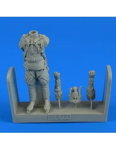 Soviet WWII Pilot, 1/32 - Aerobonus 320.084