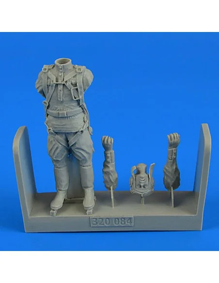 Soviet WWII Pilot, 1/32 - Aerobonus 320.084